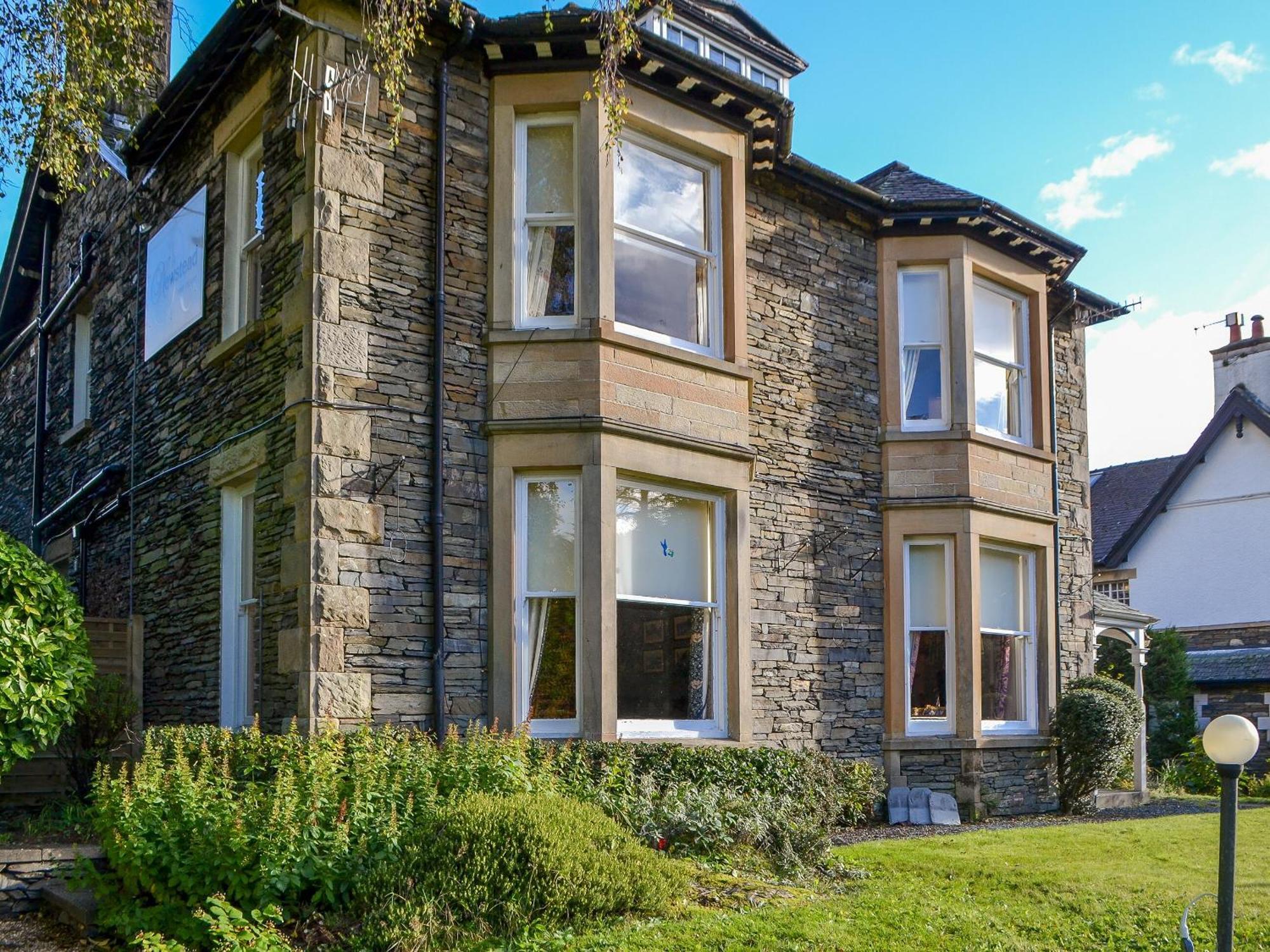 Newstead * Windermere